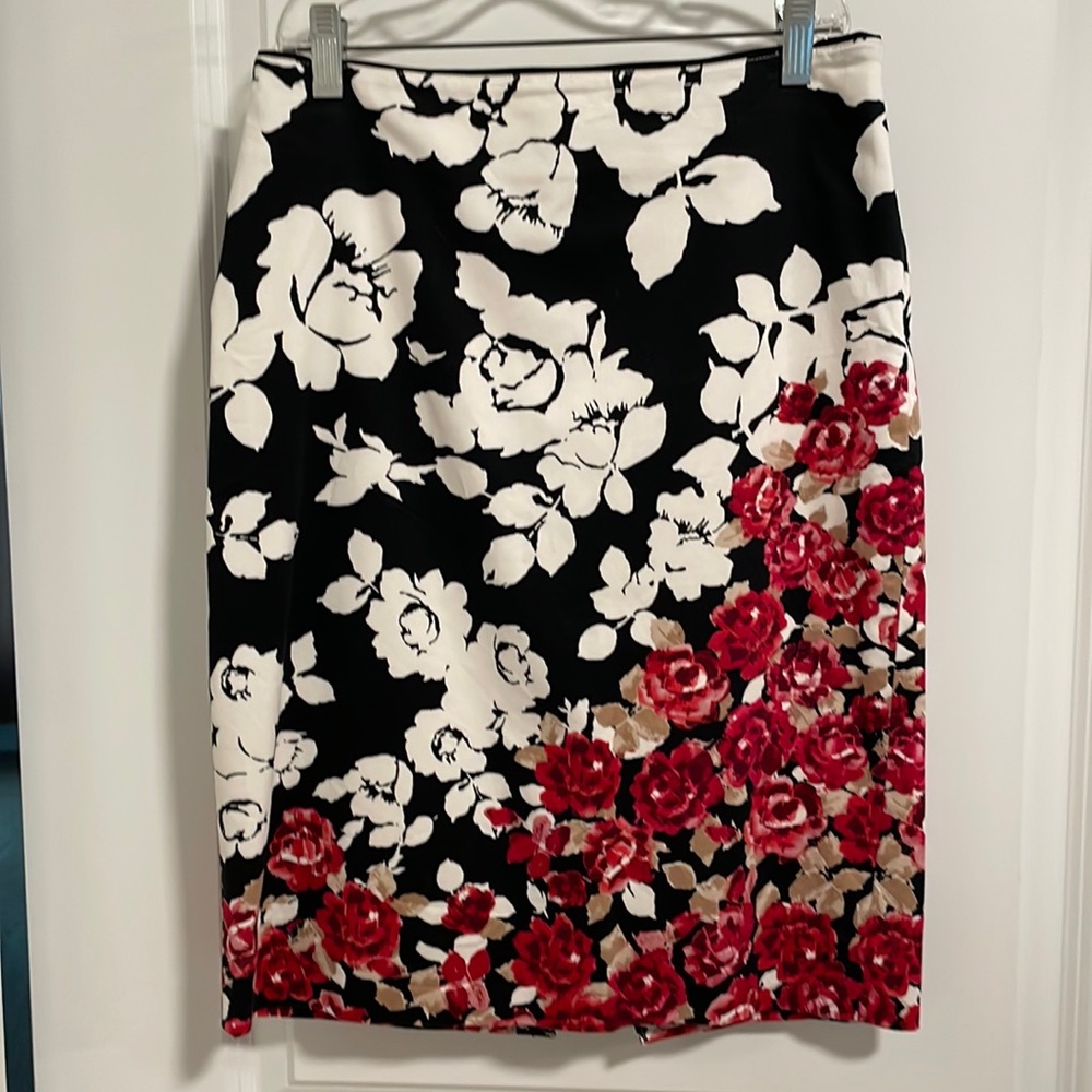 White House black market floral pencil skirt
